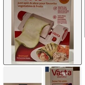 Red and White Sheet Slicer